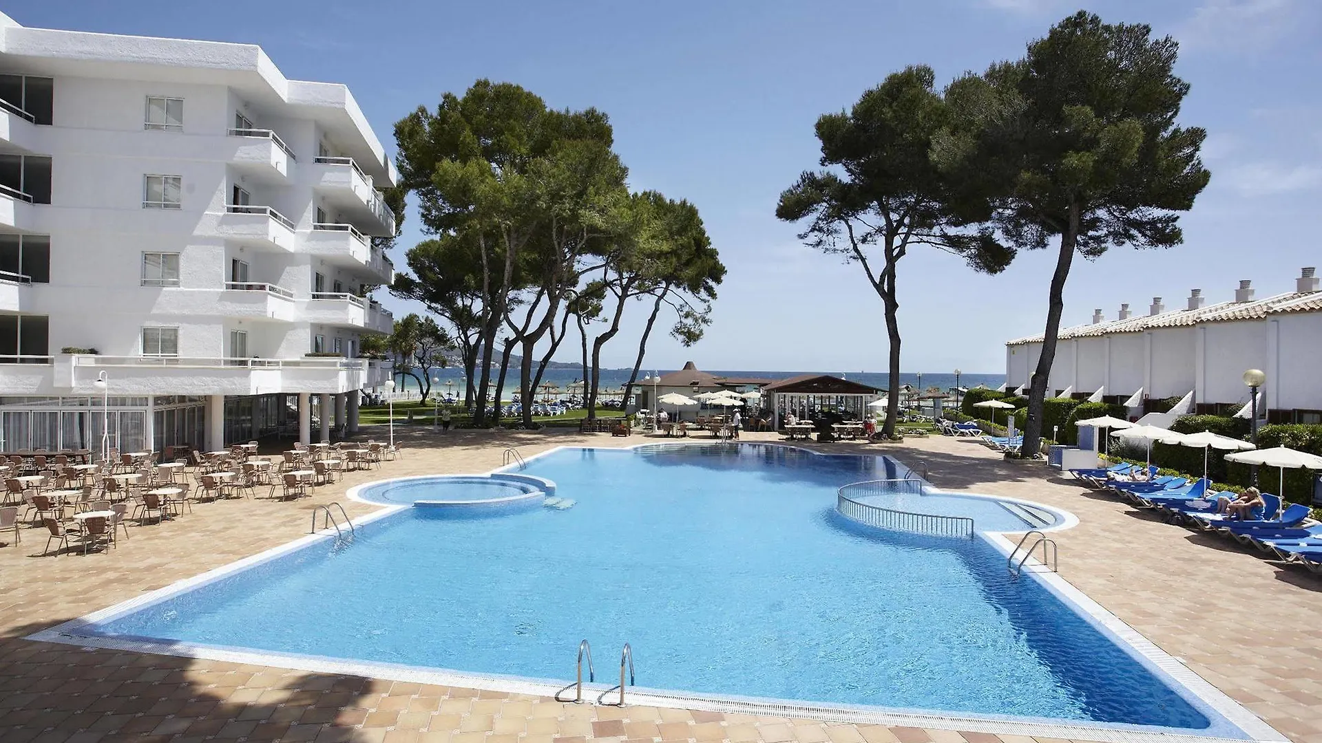 Grupotel Los Principes & Spa Playa de Muro  Aparthotel Playa de Muro (Mallorca)